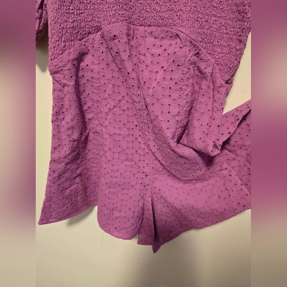 UO Kimchi Blue Ivy Eyelet Lace Romper NWT - Picture 5 of 8